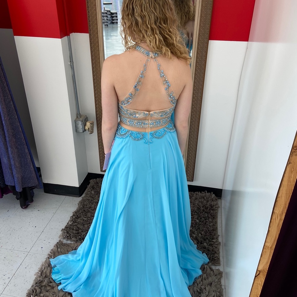 Prom Dress - Picture 3 of 3